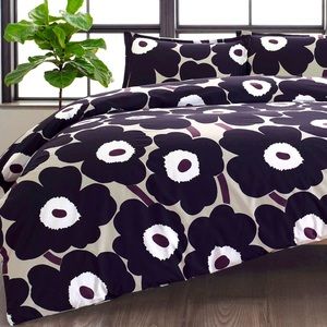 Unikko Maija Isola 1964 by marimekko - Full/Queen Duvet Cover w/ Shams